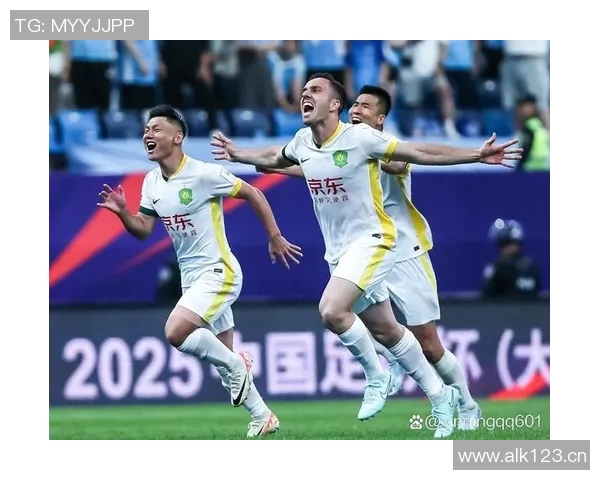 中超联赛全程直播精彩呈现,劲爆对决不容错过,实时更新赛况与分析